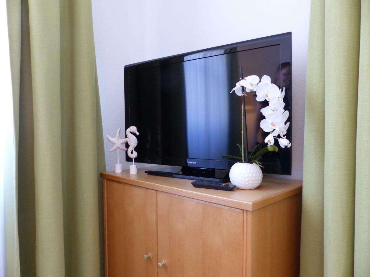 Ferienwohnung 14 - Sofia Haus Huehnergott ゼリン エクステリア 写真